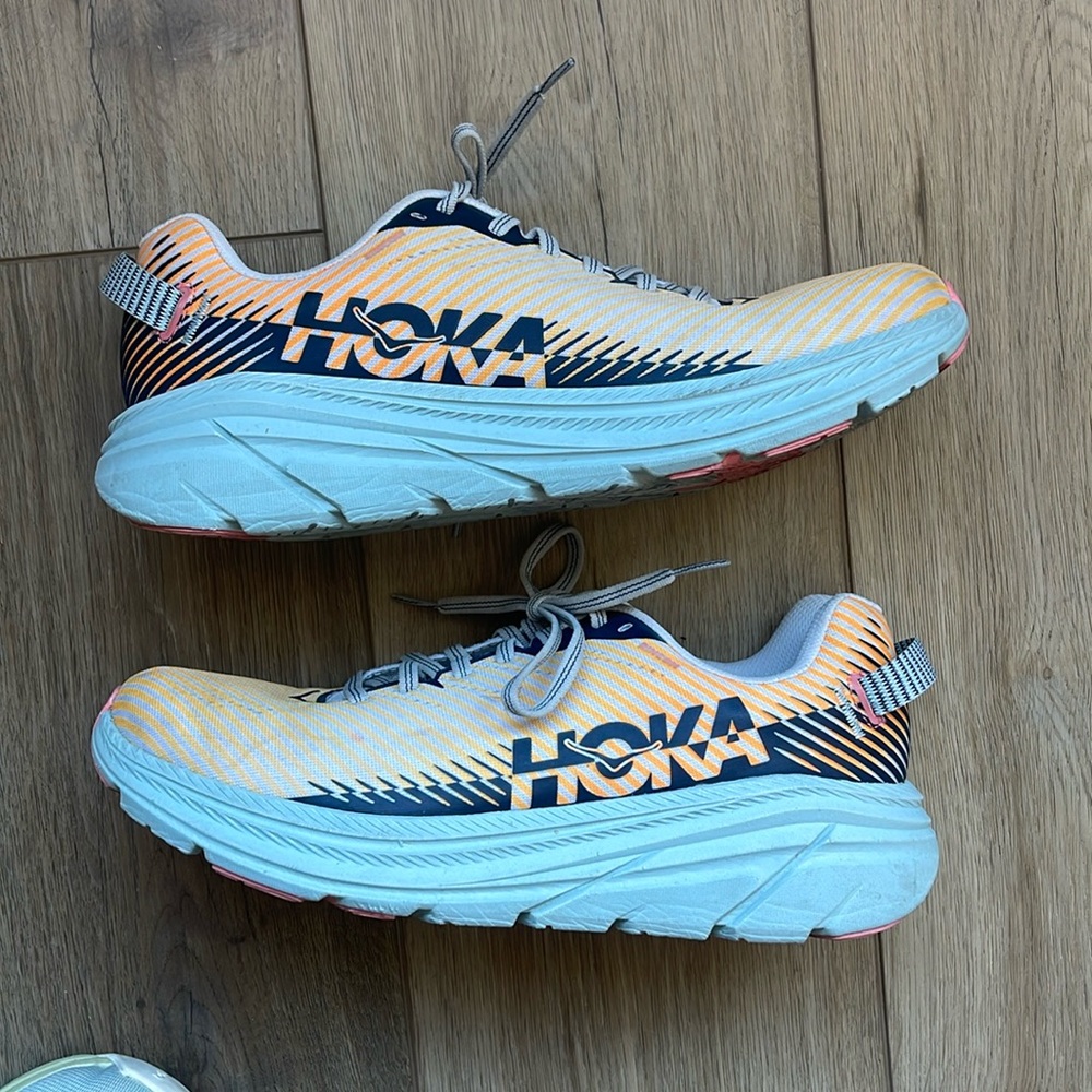 HOKA RINCON SIZE 9.5